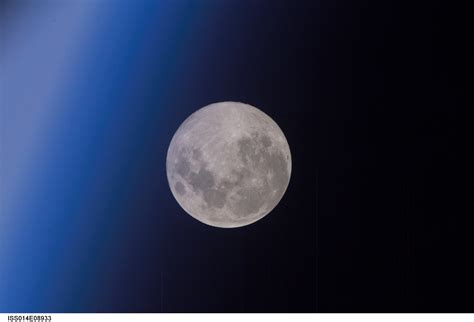 When is moon visible today - London, England, United Kingdom — Moonrise, Moonset, and Moon Phases, March 2024 